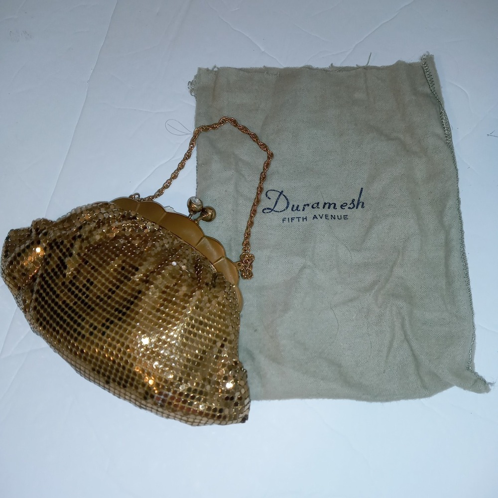 Duramesh Fifth Avenue Gold Mesh Clamshell Clutch Purse Felt Bag Vintage 6"x4"